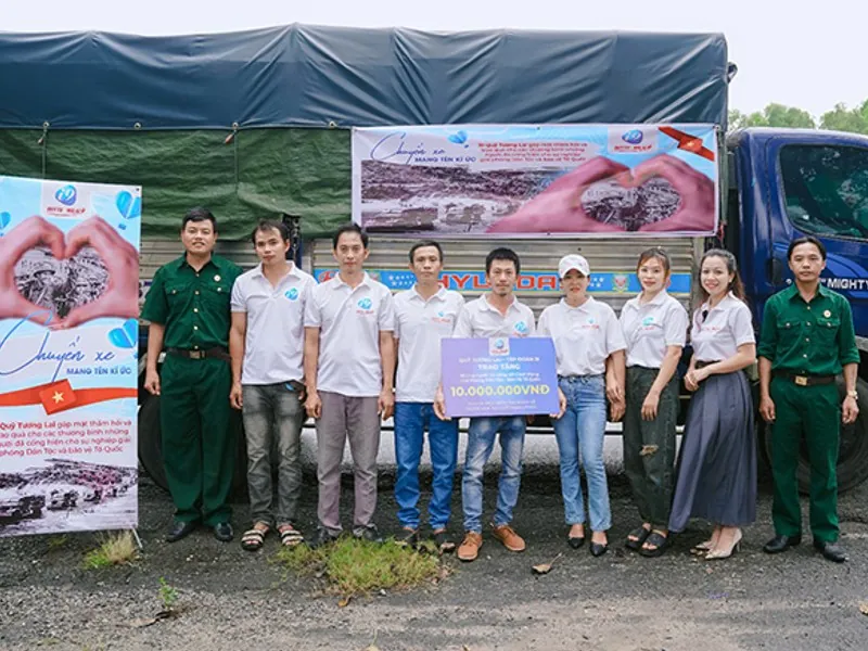 Đội ngũ hỗ trợ khách hàng MCW Casino Đá Gà